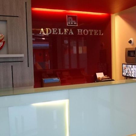 Adelfa Hotel Cebu Extérieur photo