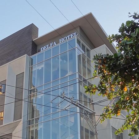 Adelfa Hotel Cebu Extérieur photo