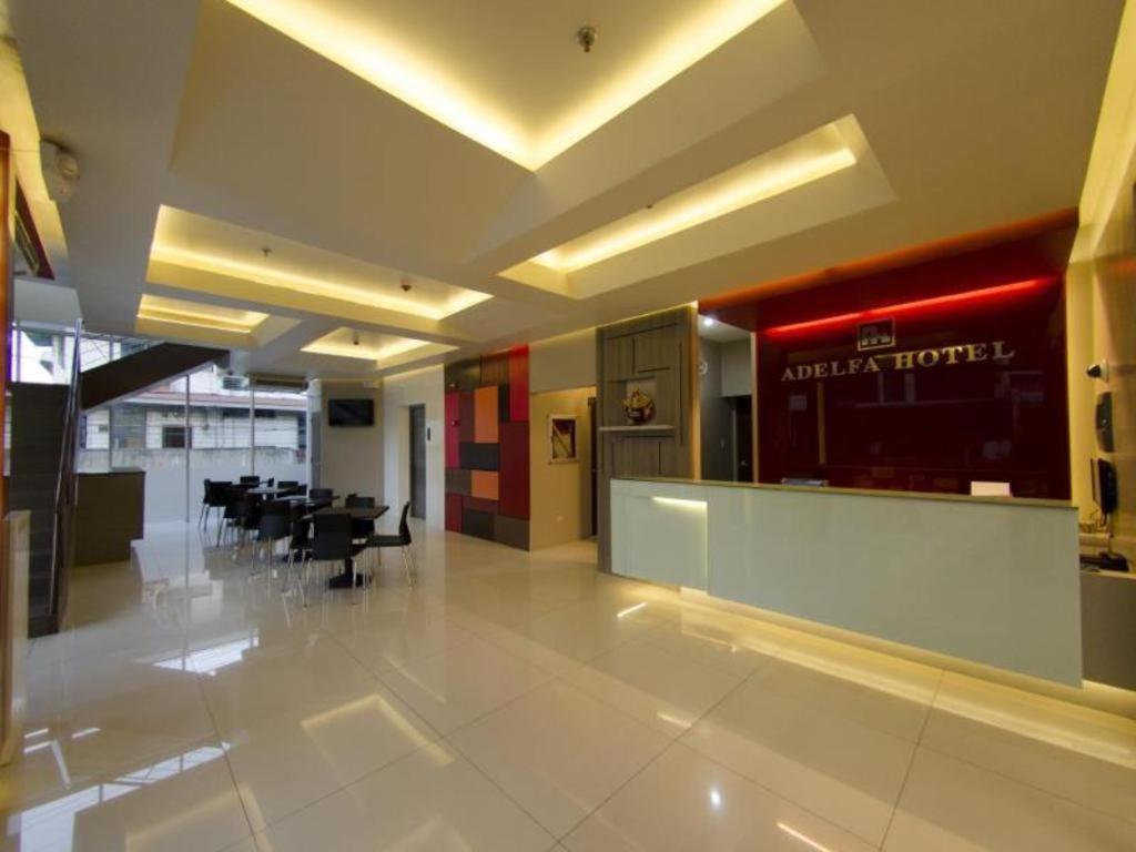 Adelfa Hotel Cebu Extérieur photo